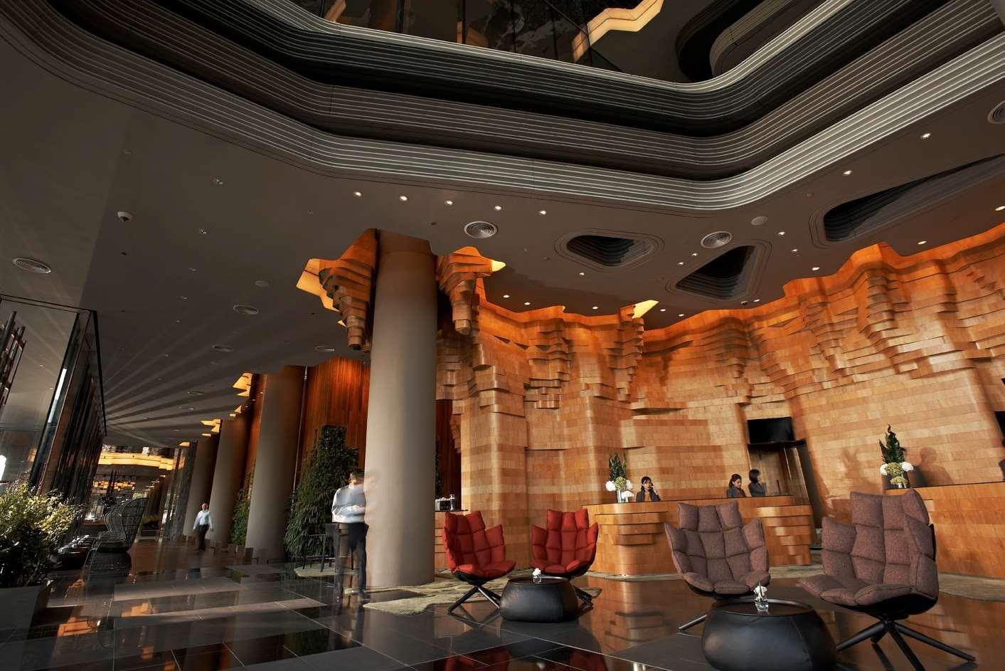 Parkroyal Collection Pickering, Singapura Luaran gambar The lobby of the hotel